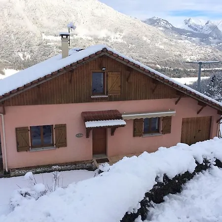 Chalet Setanta Lodge *