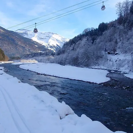 Chalet Setanta Lodge *